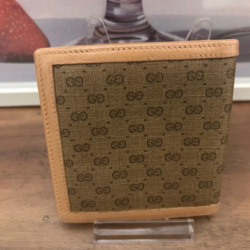 Gucci Vintage Tan and Brown Wallet with dust bag - Picture 11 of 15